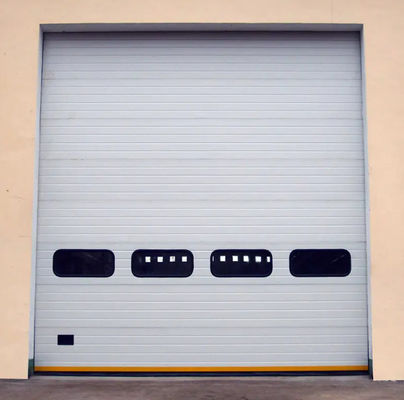 Odporne na wiatr Białe pianka wypełnione drzwi sekcjonalne Automatyczna/Ręczna obsługa Bezpieczeństwo krawędź Fotocella sekcjonalna garaż
