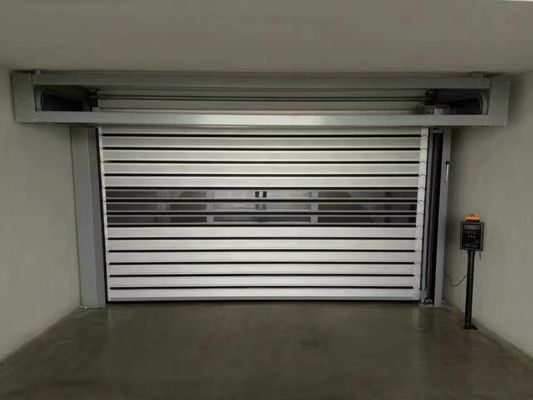 Malowane proszkowo przemysłowe szybkobieżne drzwi spiralne Roll Up Door 220 mm Aluminiowe listwy Sprężyny przedłużające