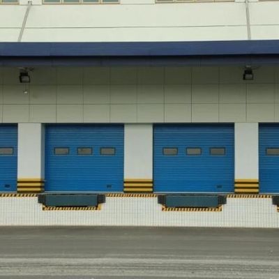 Brama segmentowa garażowa malowana proszkowo Maksymalna szerokość 6500 mm Przemysłowa