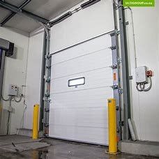 Izolowane segmentowe bramy garażowe z panelem górnym Blacha aluminiowa
