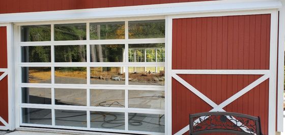 Wuxi DESEO Zewnętrzna aluminiowa przezroczysta, segmentowa brama garażowa przezroczysta, z pełnym widokiem, z hartowanego szkła aluminiowego