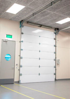 Zautomatyzowane podnoszone segmentowe bramy garażowe ze stali nierdzewnej Dostosowane napowietrzne