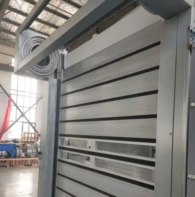 Stop aluminiowy 0,8 m/s Prędkość zamknięcia Metalowe szybkie nadgłowe szybkie drzwi kołowe