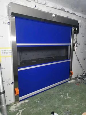 Bezpieczeństwo Wyizolowane szybkie drzwi rolkowe z bezpieczeństwem i trwałością Sprzedaż hurtowa Łatwa instalacja PVC Bez obsługi