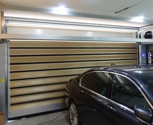 PLC sterowane prędkością Spiral Door Aluminium Alloy Budowa 0,8m/s Prędkość otwarcia Metal Industrial Roll Up Door