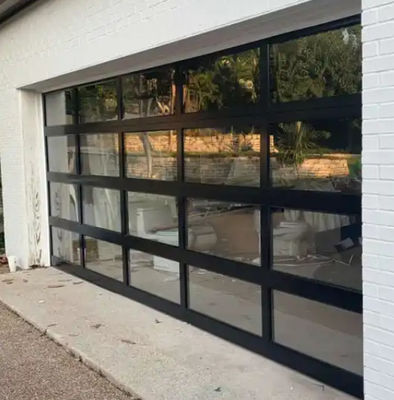 Wysoka bezpieczeństwo Szklane drzwi garażowe sekcjonalne Aluminiowe Stopy Szklane Wodoszczelność klasa 3 Przejrzystość