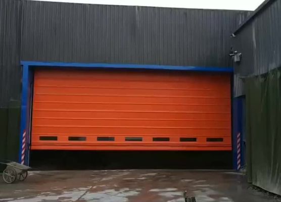 Ceny fabryczne Szybki magazyn przemysłowy/fabryka Wnętrze podręczne/automatyczne działanie Duża prędkość PVC Rolowanie do góry rolety drzwi 304 materiał ze stali nierdzewnej