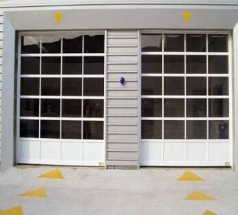 Malowana proszkowo aluminiowa brama górna przezroczysta aluminiowa brama segmentowa Pełny widok Aluminiowe bramy garażowe