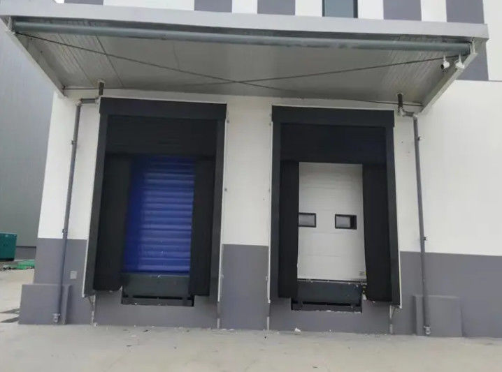 Przemysłowe ładowanie przystani schronienie odporne na działanie pogody sznurki tkaniny odporne na działanie pogody łatwo zainstalować uszczelnienie przystani